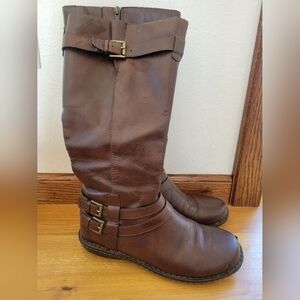 Womens size 7.5 Boots